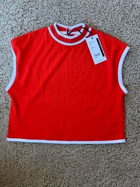 CALIA by Carrie Underwood Red Sleeveless Sporty Crop Tank with White Trim